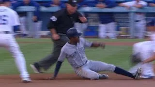 SD@LAD: Upton Jr. safe after call overturned