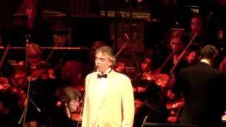 Andrea Bocelli - MSG My Christmas 12/2/10 "Angels We Have Heard On High" HD