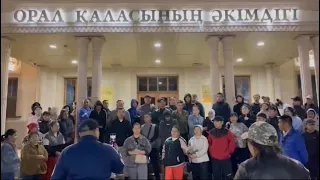 В Кульсары начинают голодовку, протесты перекинулись на Уральск, в Астане требуют отставки Скляра.