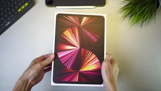 M1 iPad Pro ASMR Unboxing