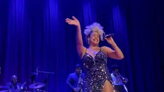 POSTMODERN JUKEBOX - I WILL SURVIVE Gloria Gaynor Cover by Tia Simone at Plaza, Orlando #pmjtour