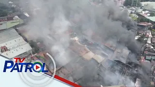 Pag-apula ng sunog sa bodega sa Valenzuela, naging pahirapan | TV Patrol