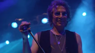 Fortune - "Thrill Of It All" - Live Video