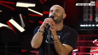 Carmelo Lucibello canta "Parlami d'amore" - Tali e Quali 15/01/2022