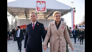 Uroczysta odprawa wart przed Grobem Nieznanego Żołnierza