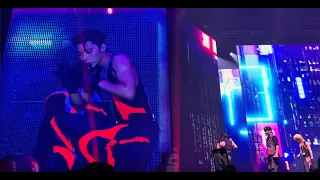 Cyberpunk ( ENG / 한 lyrics ) ☆ Ateez The Fellowship Break The Wall tour in Phoenix AZ 221110