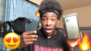 Funniest IPhone Unboxing Fails and Hilarious Moments 10