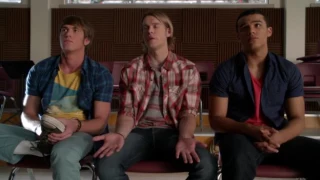 Eres un Mounstro | Glee latino season 5 capitulo 1