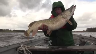 Learn lure fishing secrets as John Davey targets - and catches - giant pike at Blithfield Reservoir