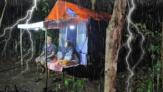 camping diguyur hujan deras sepanjang malam. menu tempoyak predator arus deras .