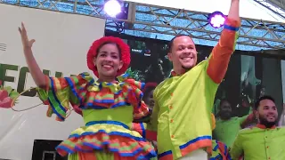 Ballet Folklórico del Ministerio de Turismo en el Festival de la cosecha de Constanza.