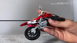 My collection of 1:18 dirt bikes