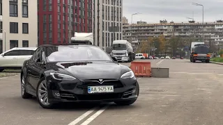 Чи варто зараз купувати електромобіль? Обзор Tesla model S