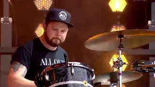 Royal Blood - Loose Change - Glastonbury 2017