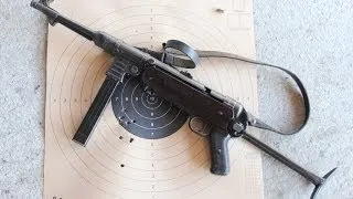 Shooting the German MP40 submachine gun