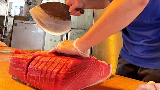 Luxurious sashimi ! Giant bluefin tuna cutting show - Taiwanese Food / 巨大黑鮪魚切割秀