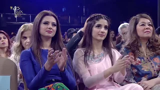 Atif Aslam Tribute To Junaid Jamshed At 16th Lux Style Awards 2017