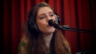 Studio Brussel: Birdy - Wings (live)