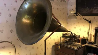 EDISON CUSTOM CYLINDER / JOHNNY CASH / I WALK THE LINE / 160 RPM / TRANSFER  FROM A YOU TUBE VIDEO