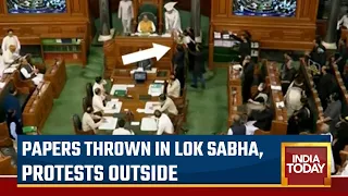 Rahul Gandhi Disqualification Rocks Lok Sabha: Congress Roars Over Rahul Disqualification