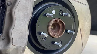 Kia K900 Front Brake Rotors and Pads Replacement (2015-2018) w/ StopTech Cryogenic Slotted Rotors