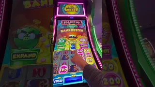 Bank Buster slot machine! Buying bonuses and earning them too!