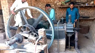 Desi Diesel Old Black Ruston Engine Beautiful Starting || Big Old Black Desi Feul Engine