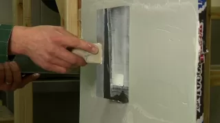 Finishing a Drywall Joint STEP 2