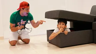 Jason y Alex están jugando al escondite con un dron volador! | Historia familiar para niños