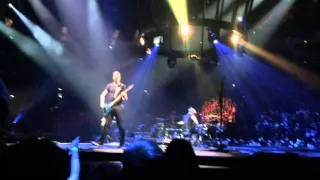 Muse - Back in Black riff (Hysteria Outro) live @ London 02 Arena