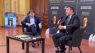 Salvini annuncia candidatura di Vannacci alle europee