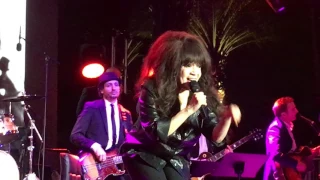 Ronnie Spector, "Be My Baby"