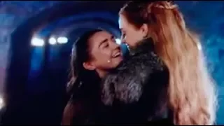 Sansa and Arya Get Naughty - Game of Thrones Season 7 Bloopers