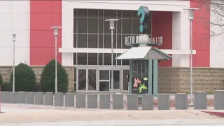 Mom of witness describes moments gunfire rang out inside Stonecrest Mall