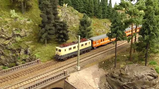 Modelleisenbahn HO Zugfahrten ACME D383 Genova - Stuttgart