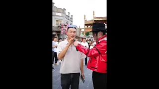 5.07.2023.Street dancer Cai Jun dances Michael Jackson's classic dance - Jam Dangerous