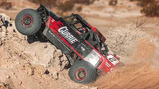 BRED FOR VICTORY - CASEY CURRIE  CHASES THE LOSI HAMMER REY IN JOHNSON VALLEY