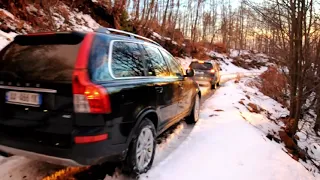 Mitsubishi Outlander XL vs Volvo XC90 Snow test 4x4