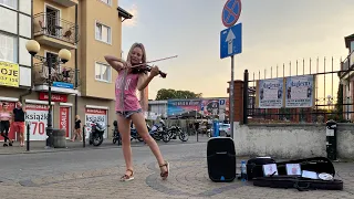 L'Amour Toujours - Gigi D'Agostino street performance cover violin by Sandra Cygan