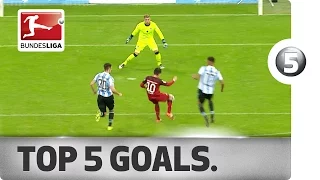 Great Strikes and a Fantastic Lob - The Top 5 Goals from Matchday 13