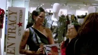 Mandi Line...tattooed designer a big hit with shoppers at Macy's runway show!