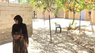 Raqa residents return to their homes