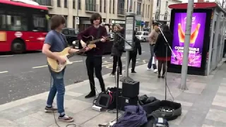 Oasis, Digsy’s Dinner (cover by The Lodgers) - live in the streets of Richmond, UK 🇬🇧