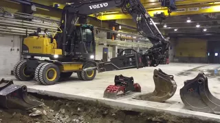 OilQuick Tiltrotator, Grapple and Hammer