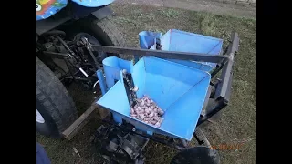 мотоблочная картофелесажалка переделанная для посадки  чеснока