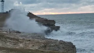 Шторм в Крыму на Тарханкуте.