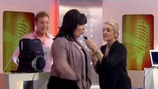 Coleen & Bernie sing "I'm In The Mood" on a karaoke machine! on This Morning 4th April 2011