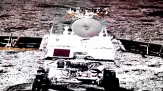 Chang'e-4 lunar probe and Yutu-2 rover take pictures of each other