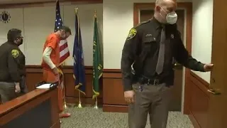 James and Jennifer Crumbley in court for pre-trial hearing