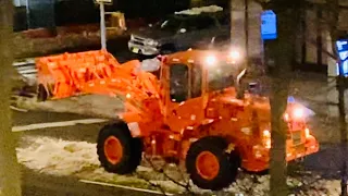 DSNY CONDUCTING SNOW REMOVAL OPERATIONS ON BROADWAY ON UPPER WEST SIDE OF MANHATTAN IN NEW YORK CITY